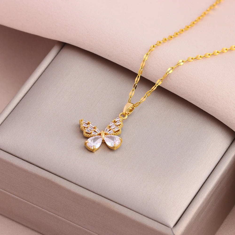 Collar Dorado Mariposa