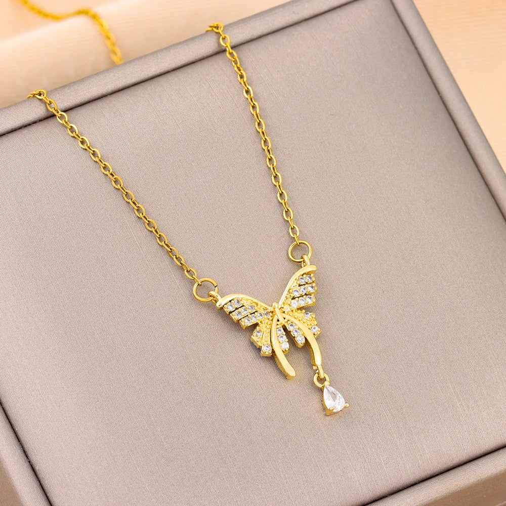 Collar Dorado Mariposa