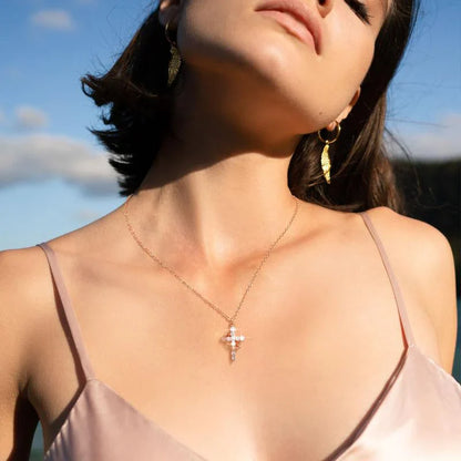 Collar Cruz Corona